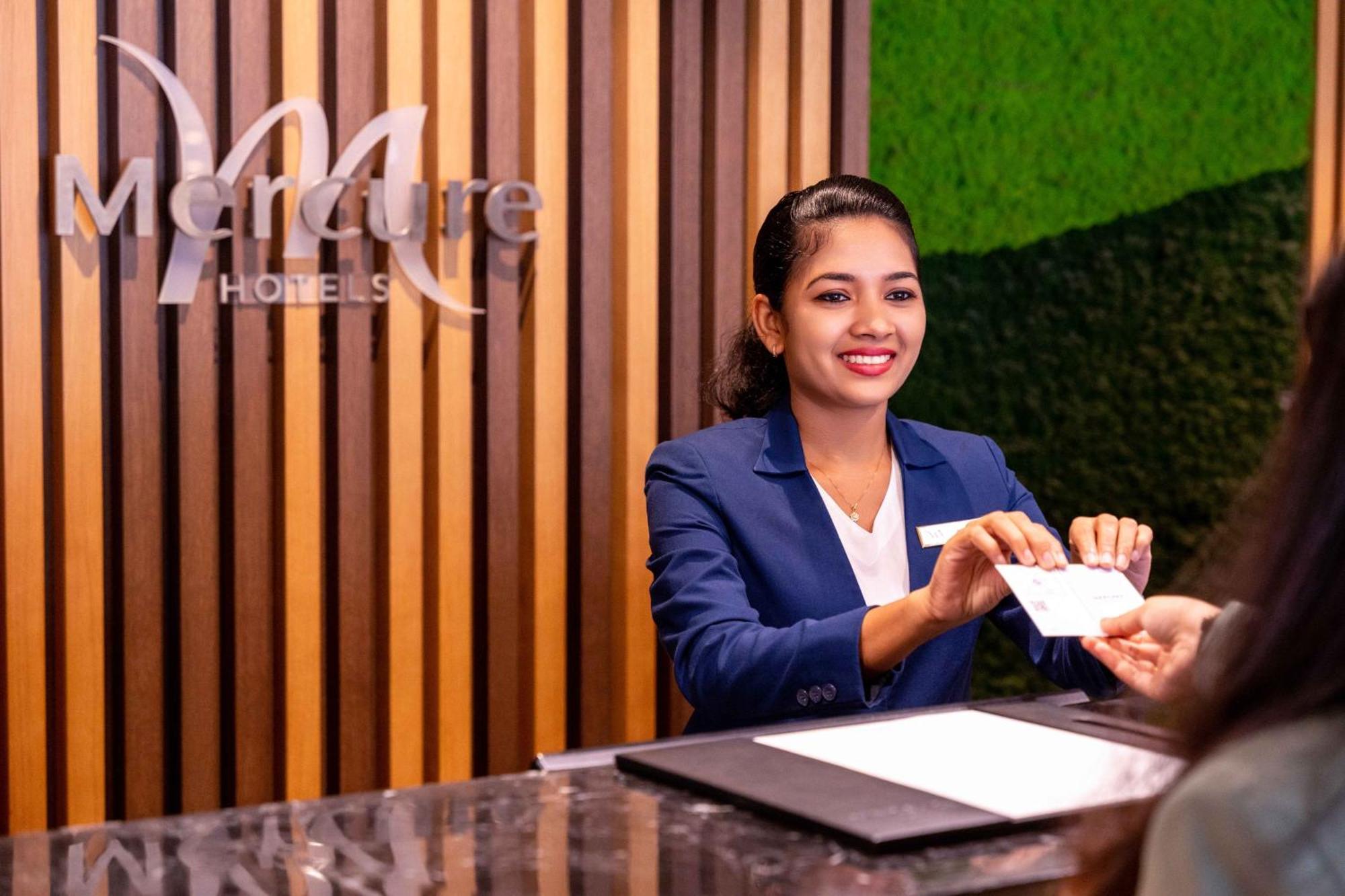 Mercure Dubai Barsha Heights Hotel Suites And Apartments Eksteriør billede